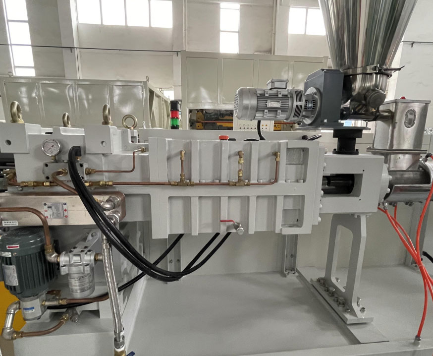 Controlul procesului în procesul de extrudare a conductelor din PE