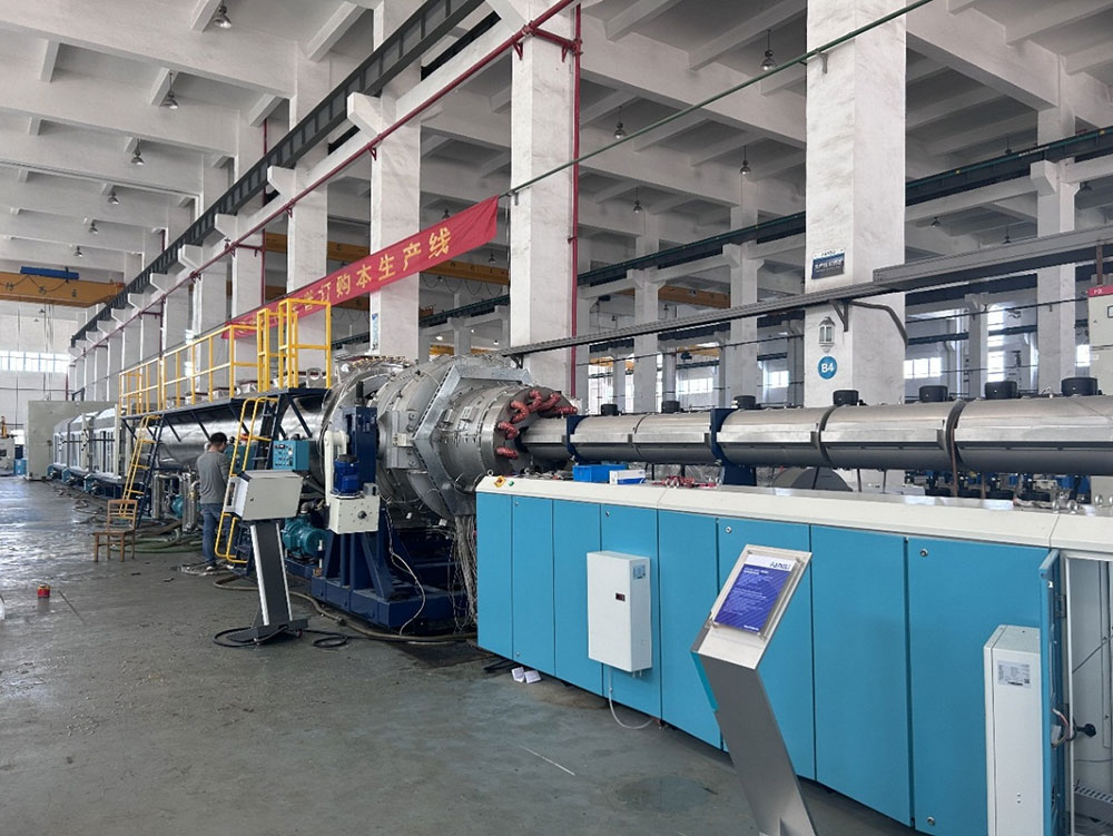 Felicitări Fangli PE1200U set complet de echipamente pentru extrudarea țevilor din polietilenă pentru finalizarea cu succes a acceptării